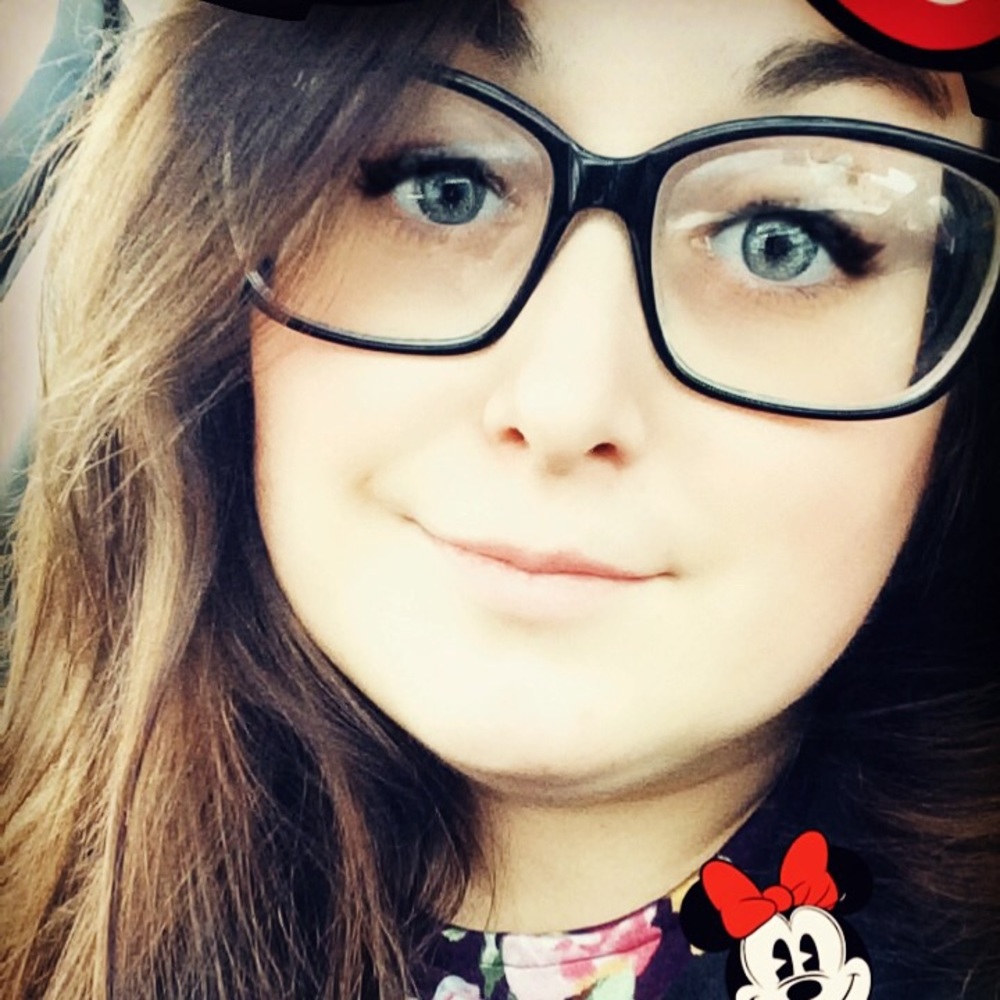 Meet your Posher, Haley
